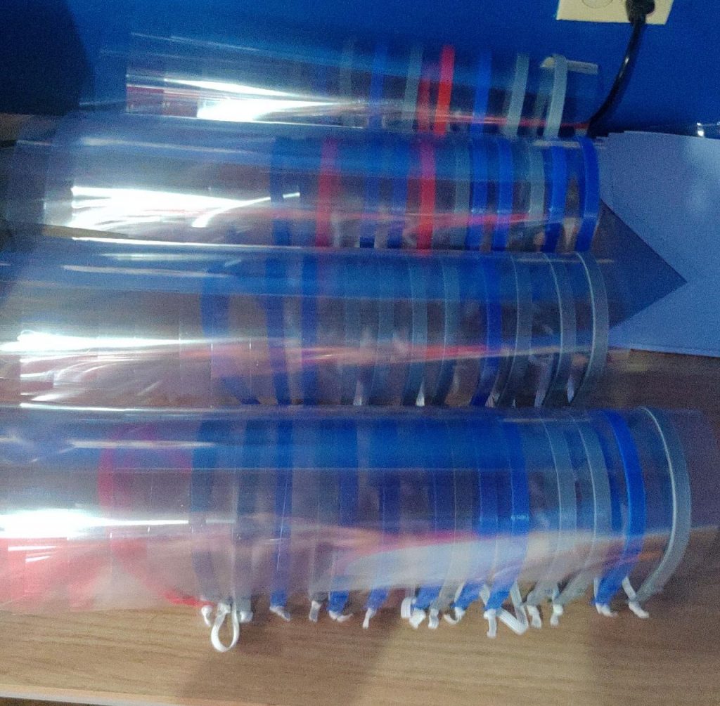 press 4 mascaras 3d