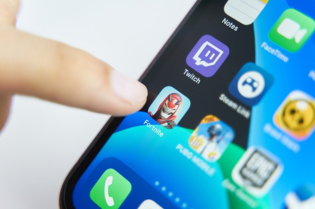 fortnite apple