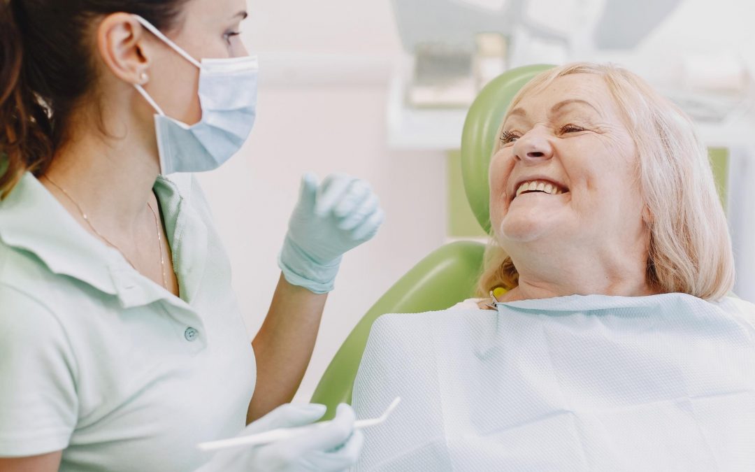 problemas dentales en adultos mayores