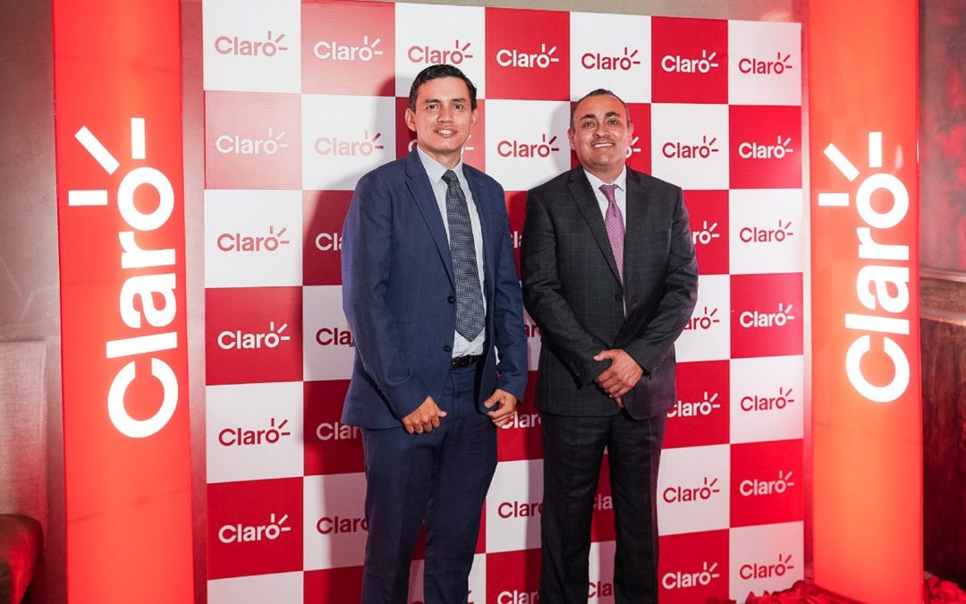 byron aNazco gerente corporativo claro jorge rodriguez director desarrollo de productos scitum dsc09622 1 1