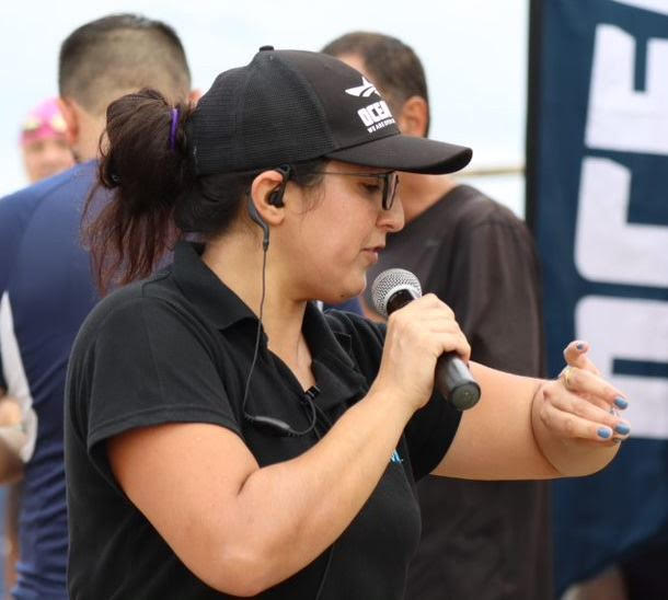 sara de mar nadadora de aguas abiertas y deportista titanium.