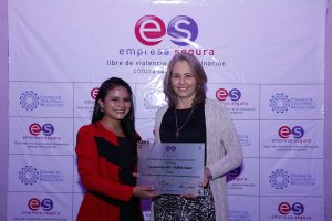 stephanie mancheno coordinadora de sostenibilidad y hellen andersen directora de recursos humanos de corporacion gpf femsa stephanie mancheno coordinadora de sostenibilidad y hellen andersen directora de recursos humanos de corporacion gpf femsa
