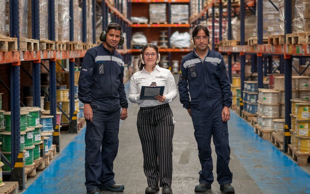 jefe logistica y operarios